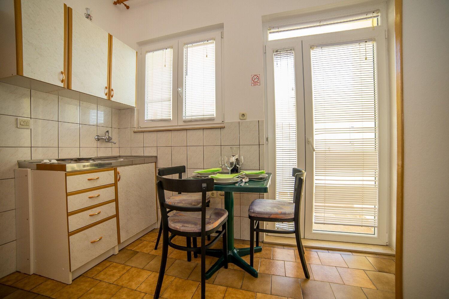 Apartment Saga *